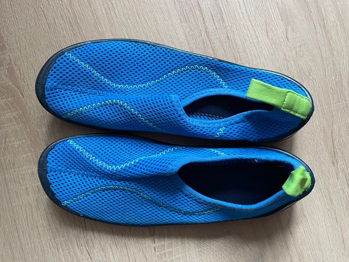 Chaussures aquatiques 34/35