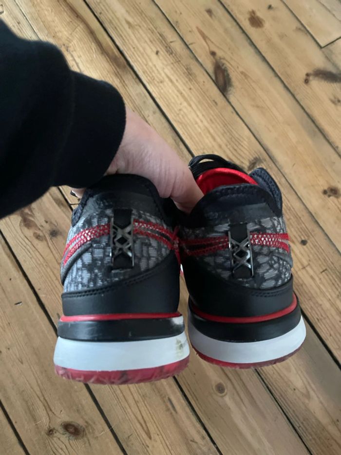 Basket Nike  zoom, LeBron - photo numéro 5