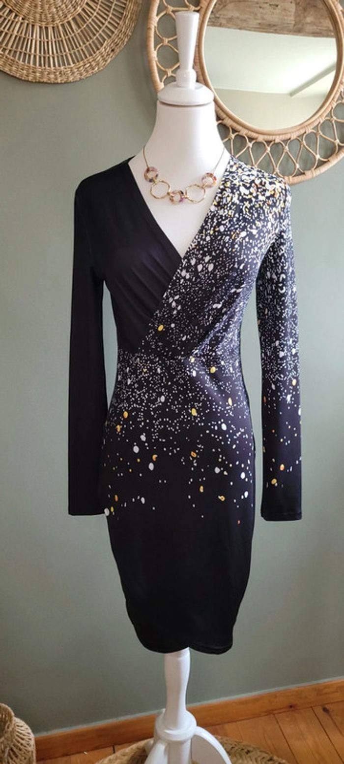 Jolie robe noir Taille S Parfait état - photo numéro 3