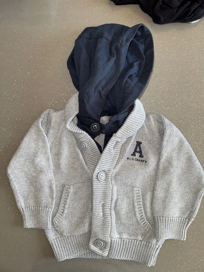 Lot de 2 gilets 24 mois - photo numéro 3