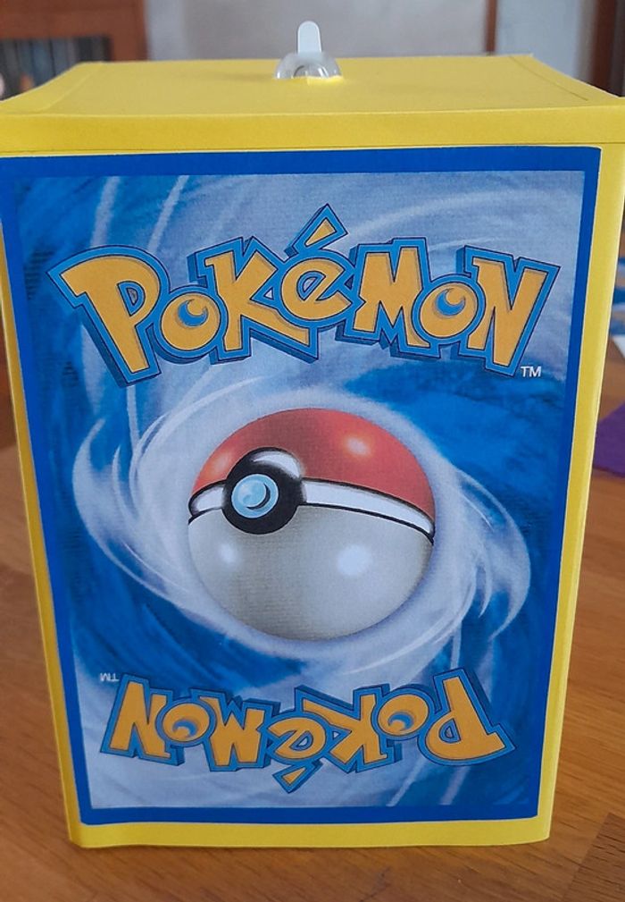 Carte 3D pokemon pikachu - photo numéro 2