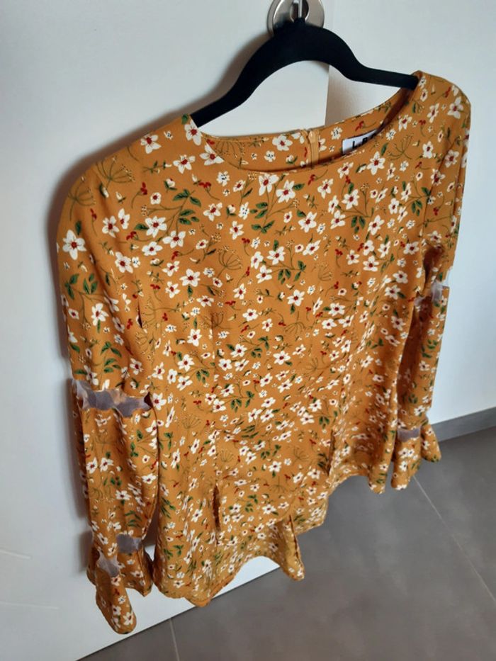 Blouse asymétrique fleurie - photo numéro 2