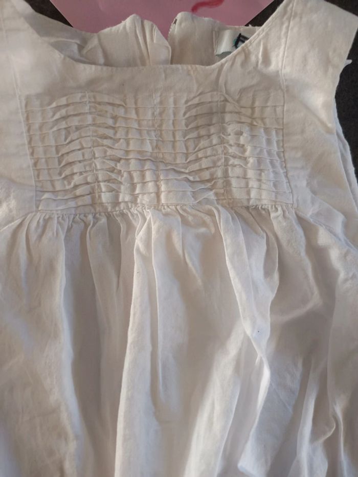 Robe blanche 6 mois - photo numéro 2