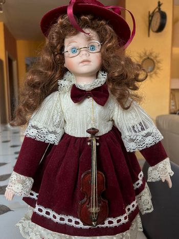 Poupée de collection porcelaine 41cm - Style Victorien & Violon