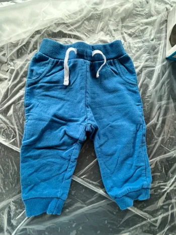 Jogging bleu