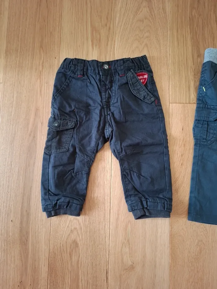 Lot 2 pantalons - 6 mois - Très bon état - photo numéro 3