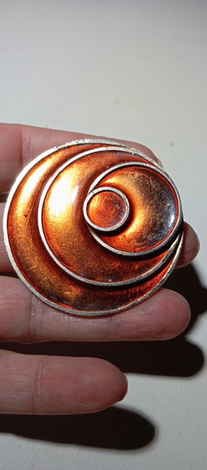 Broche ancienne ronde - photo numéro 2