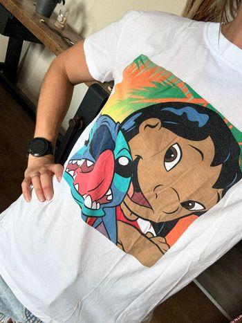 Tee shirt lilo & stitch taille S