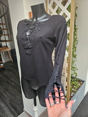 Blouse noir dentelle taille S/M