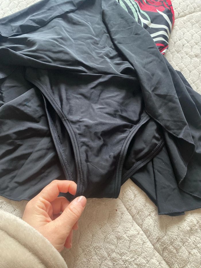 Maillot de bain taille M - photo numéro 2