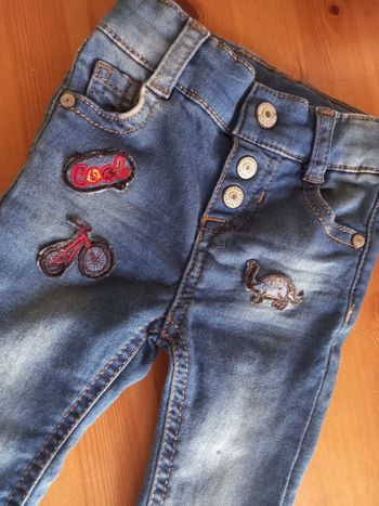 Jeans tape a l'oeil 3 mois