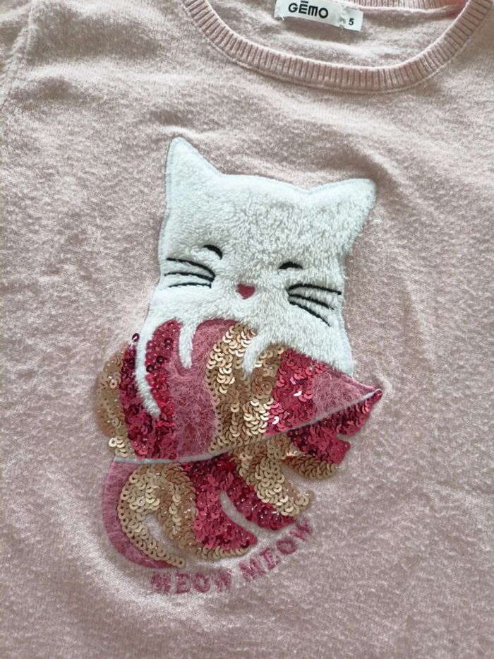 Pull fin rose chat 5 ans - photo numéro 3