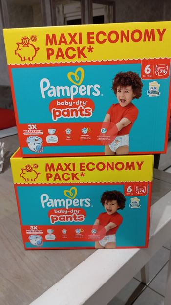 2 maxi packs Pampers pants taille 6