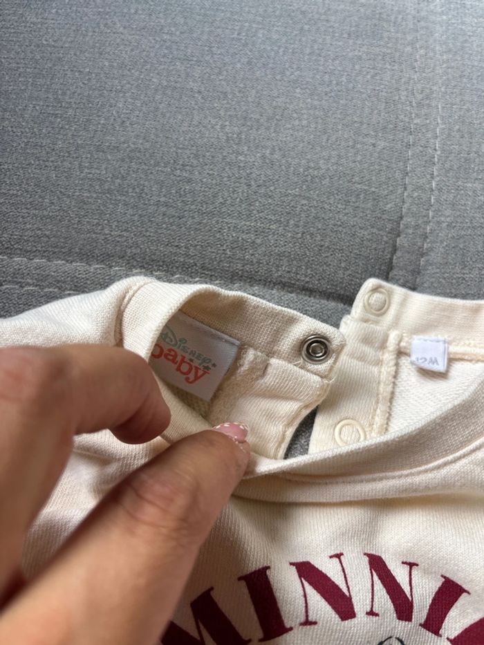 Pull Minnie 12 mois comme neuf - photo numéro 3