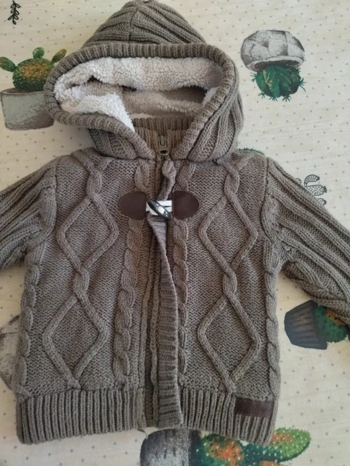 Gilet chaud bébé garçon. Tbe