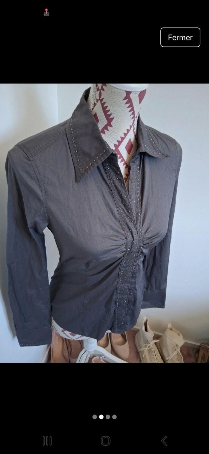 Chemisier cintré à strasses - photo numéro 2