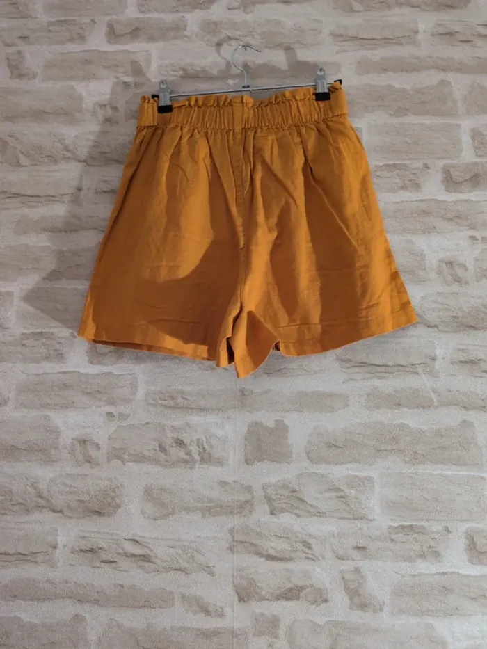 Short Cache Cache – Taille 34 – Neuf avec étiquette - photo numéro 2