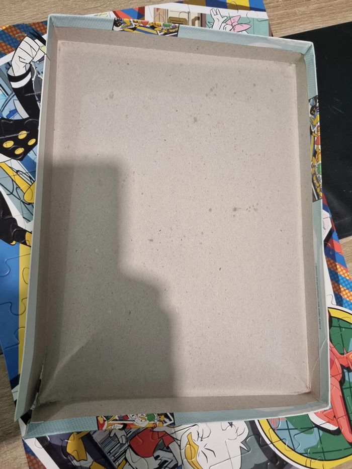 Puzzle complet 104 pièces duck tales avec boite abimée - photo numéro 2