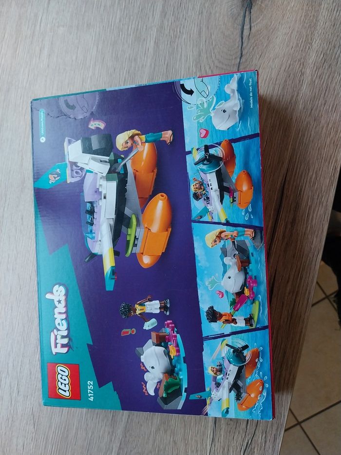Lego friends