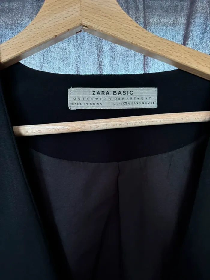 Veste noire loose et ample - photo numéro 3