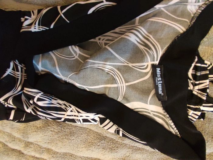 t shirt graphique - photo numéro 4