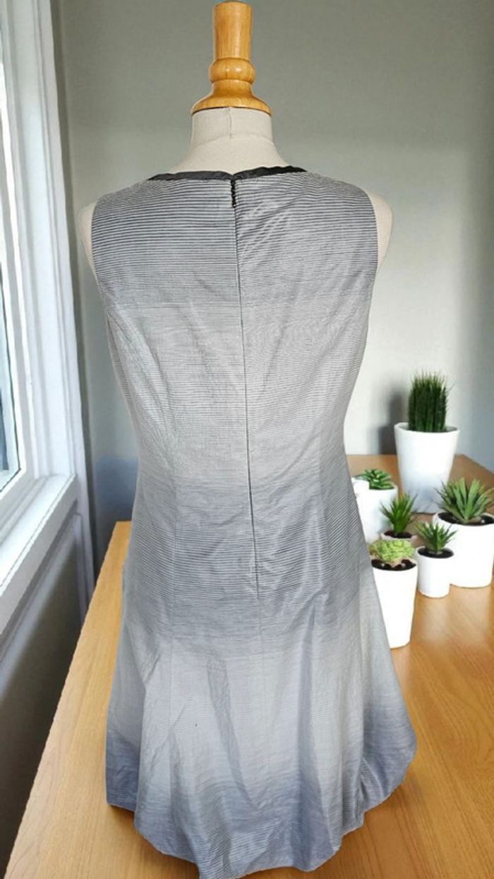 Robe de Fête et cocktail '' Initiative'' gris taille 40 - photo numéro 5