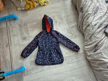 Veste imperméable/coupe vent Taille 6 ans