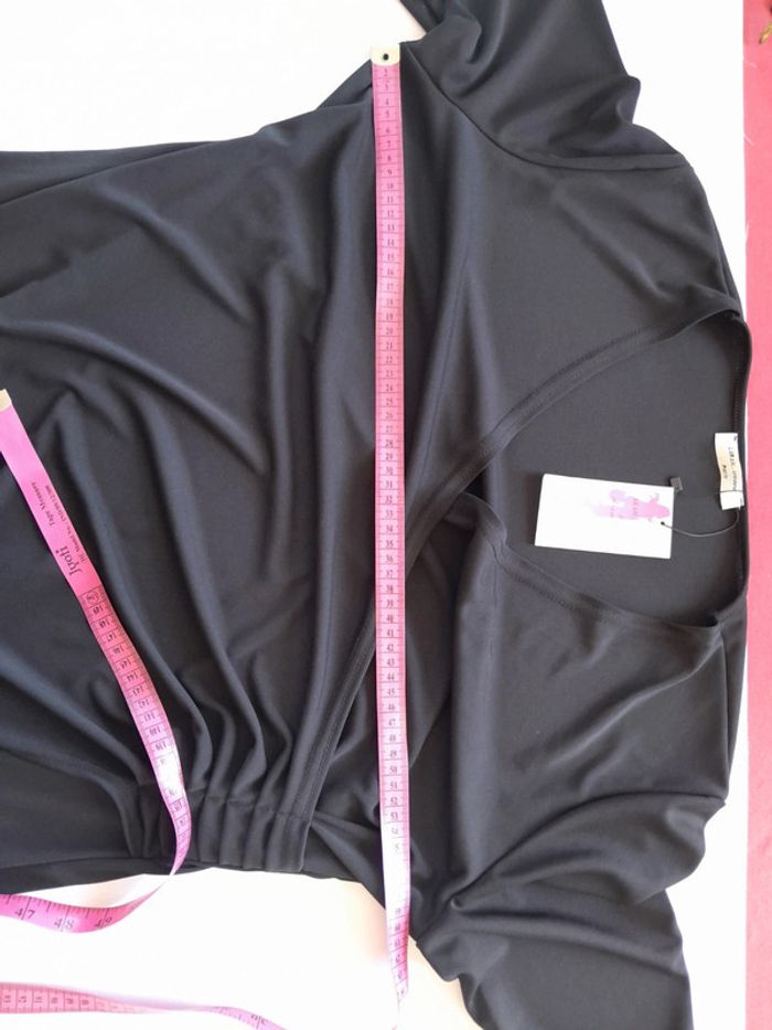 Robe noire neuve drapée extensible Larah createur - photo numéro 7