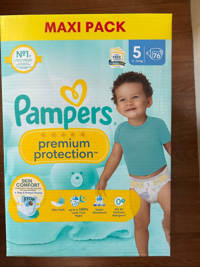 1 carton de couches Pampers t 5