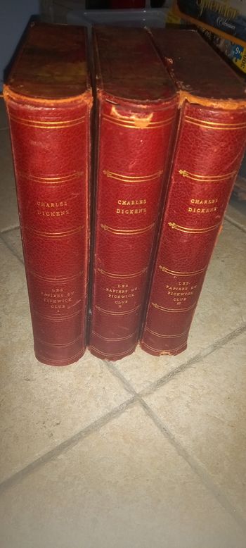 Livre Charles Dickens les papiers du pickwick club