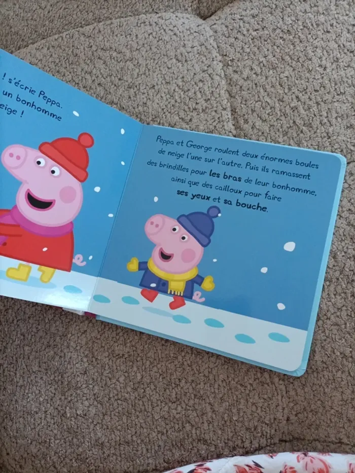 Livre cartonné Peppa pig : Peppa fait un bonhomme de neige - photo numéro 9