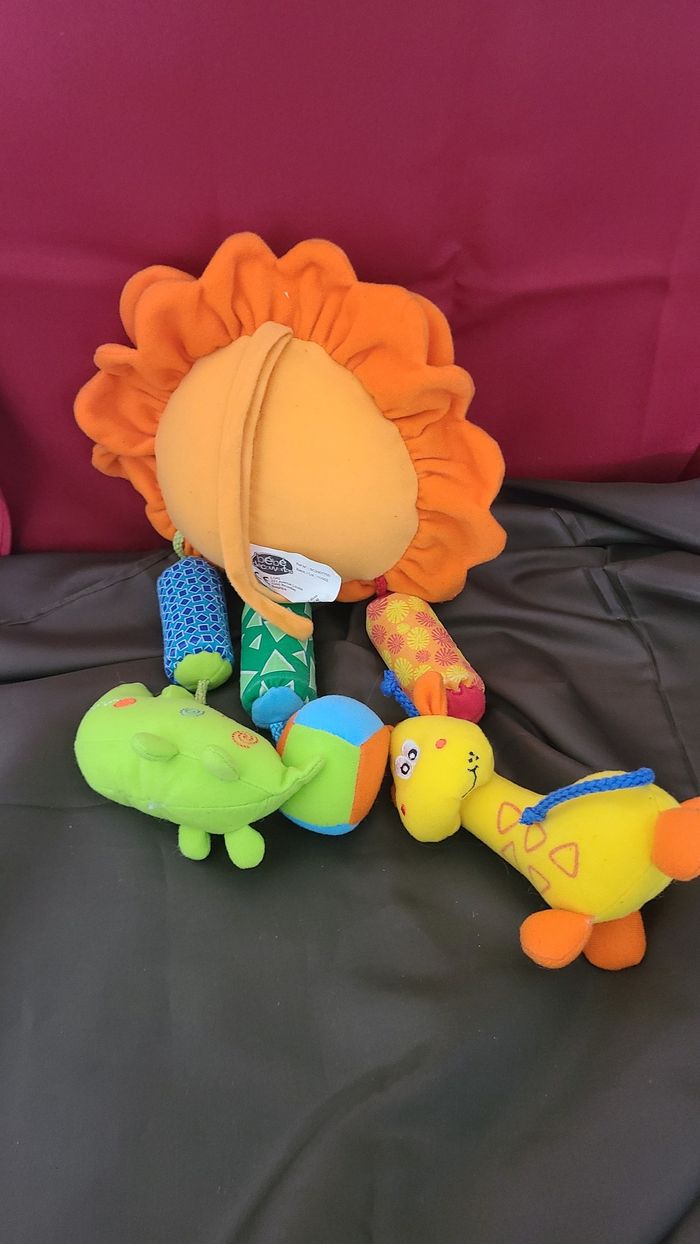 Mobile 47cm tête de lion de 25cm à grelots - photo numéro 3