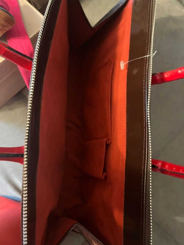 Très joli sac verni style rétro - photo numéro 4