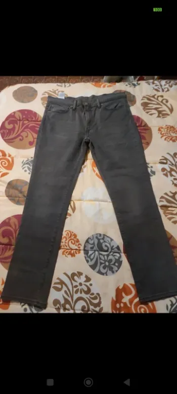 Jean Levi's W28 L34