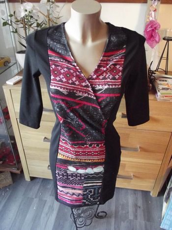 robe desigual xs / 34 - 36