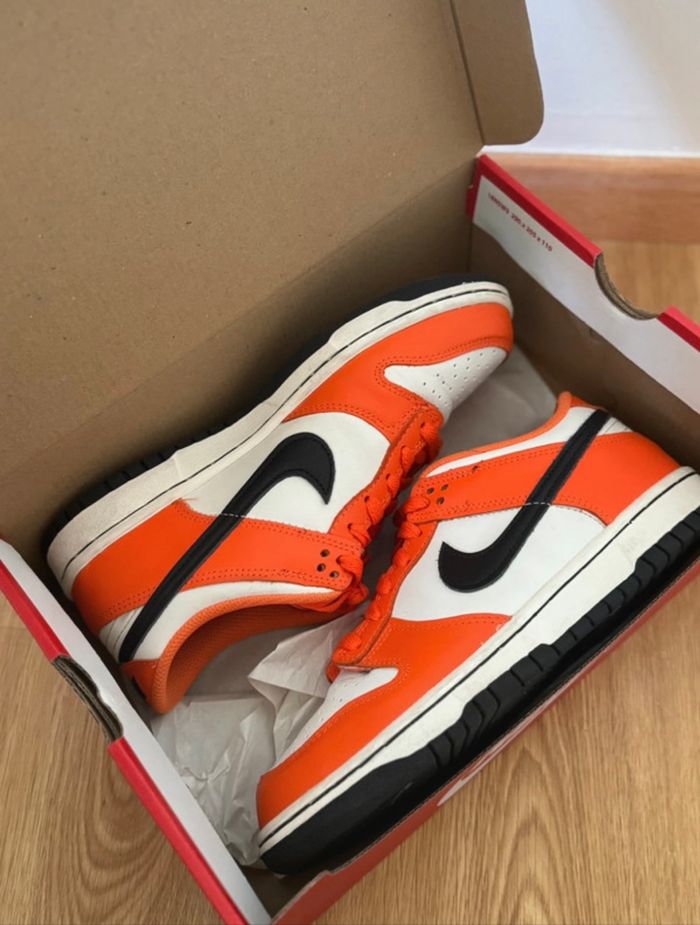 Nike Dunk low orange enfant/femme