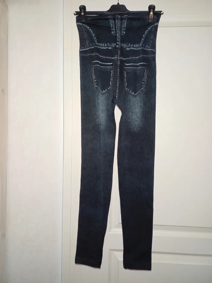 Jeans slim sans marque - photo numéro 2