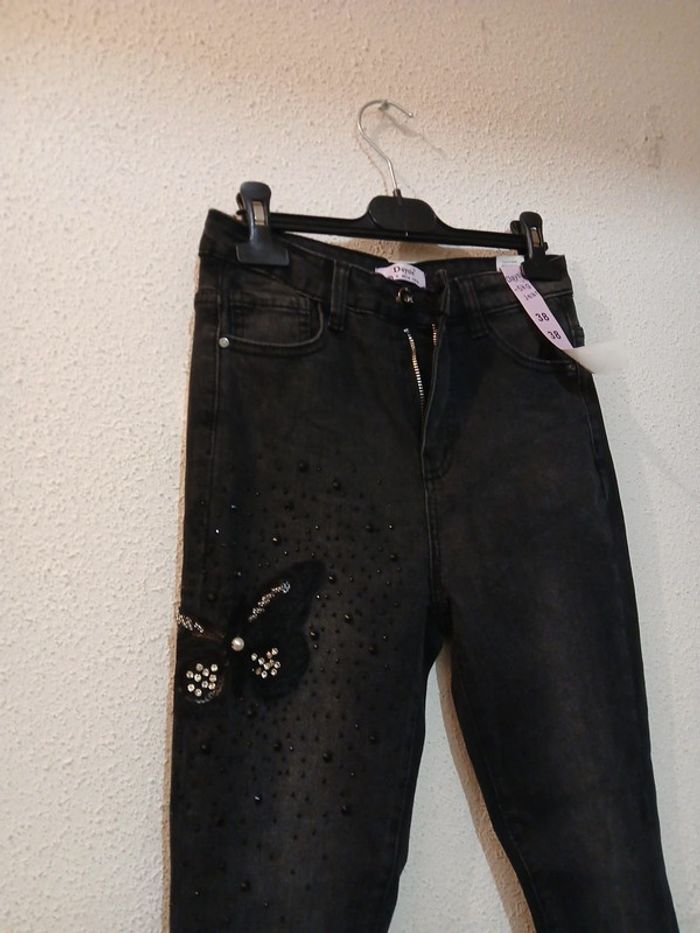 Jeans noir a strass neuf " daysie" taille M - photo numéro 2