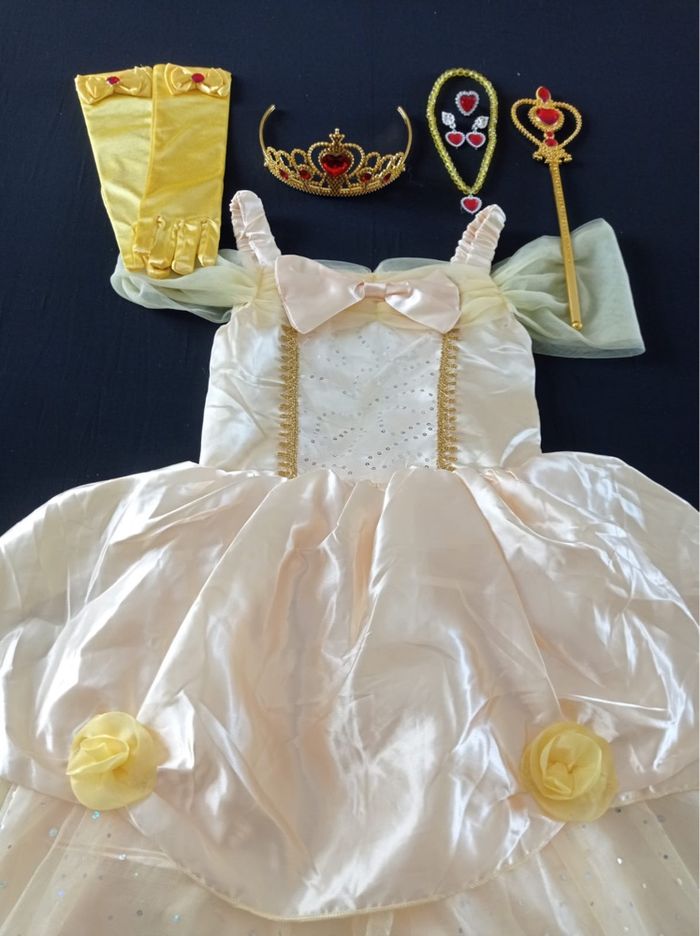 Déguisement robe de princesse dorée 5-6ans - photo numéro 4