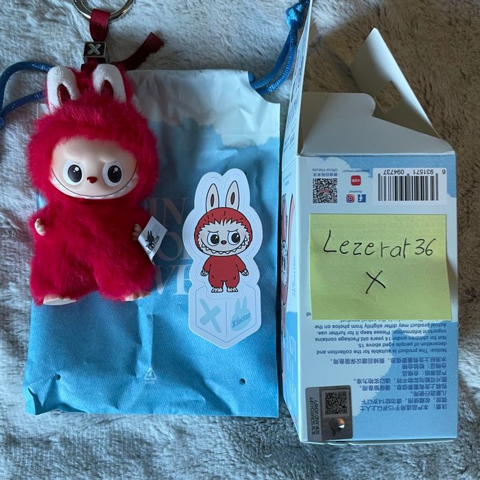 Peluche LABUBU Pin for Love – Lettre X (POP MART)