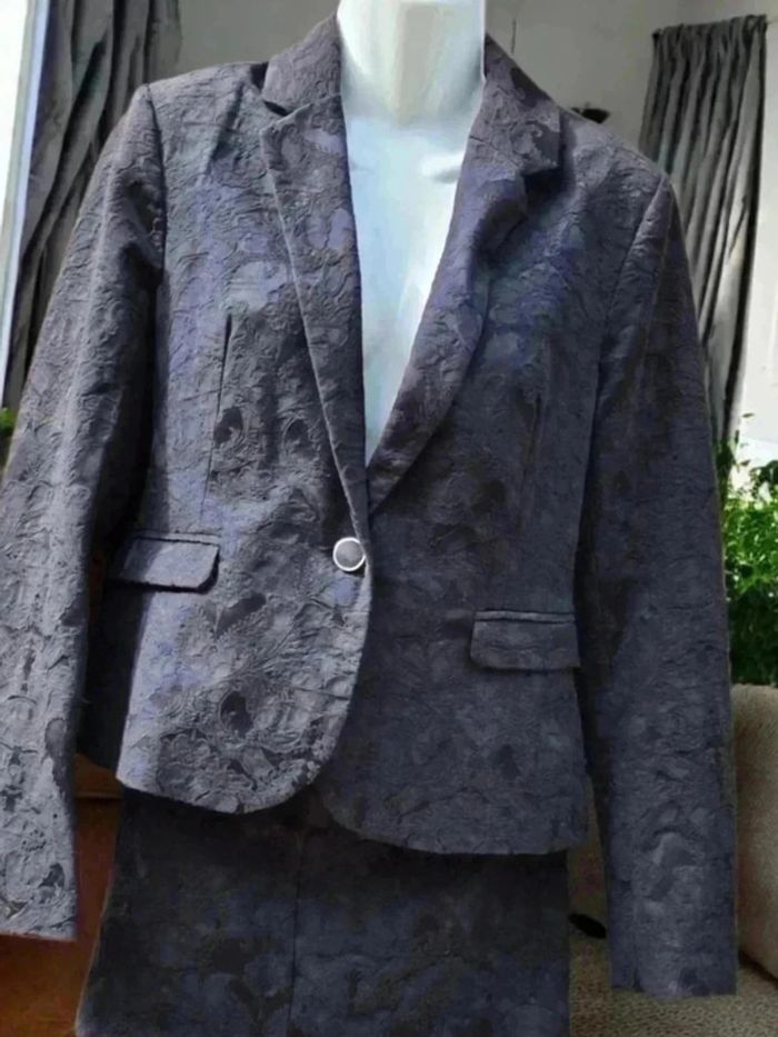 Tailleur jupe camaïeu noir  🌹 38 🌹