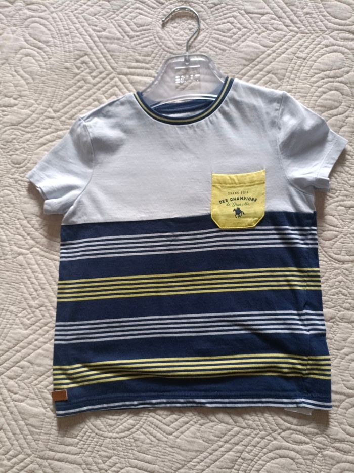Lot de deux t-shirt taille 5 ans - photo numéro 5
