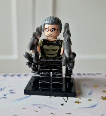 Minifigure L'attaque des Titans  - Conny Springe