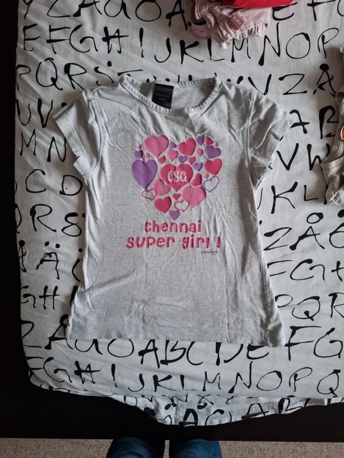 Tee shirt