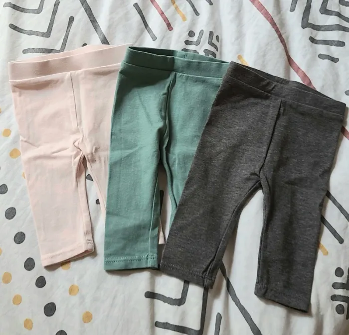 Lot 3 leggings NEUF - photo numéro 2