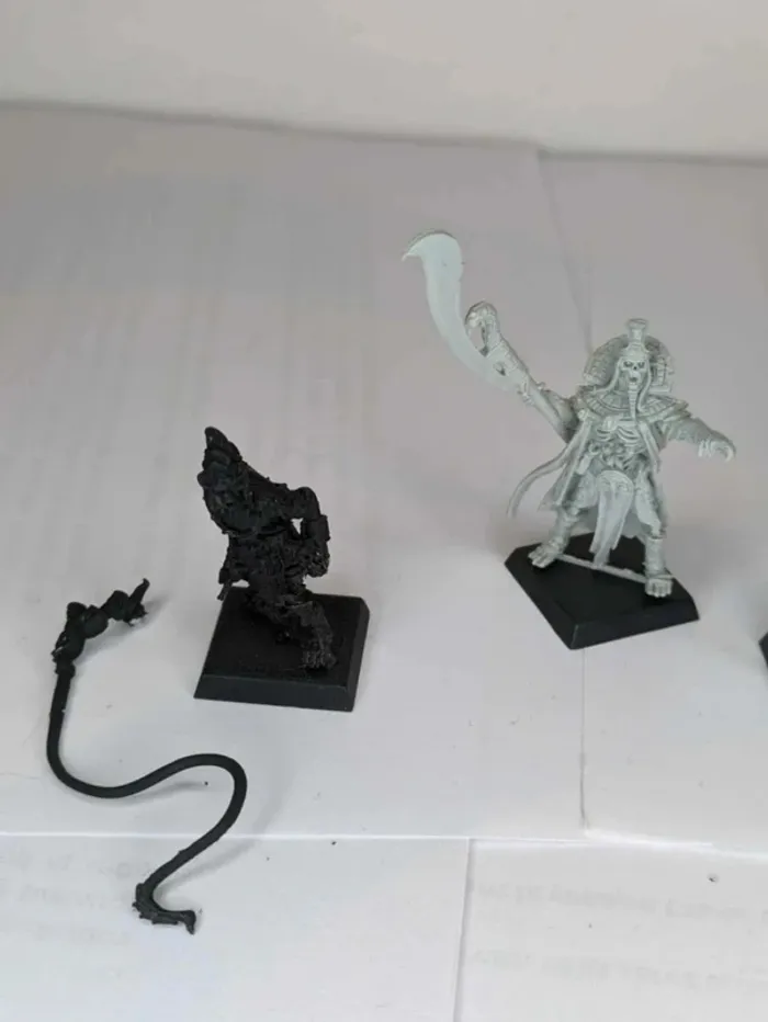 Lot Warhammer bataillon roi des tombes prêtre liche - photo numéro 7