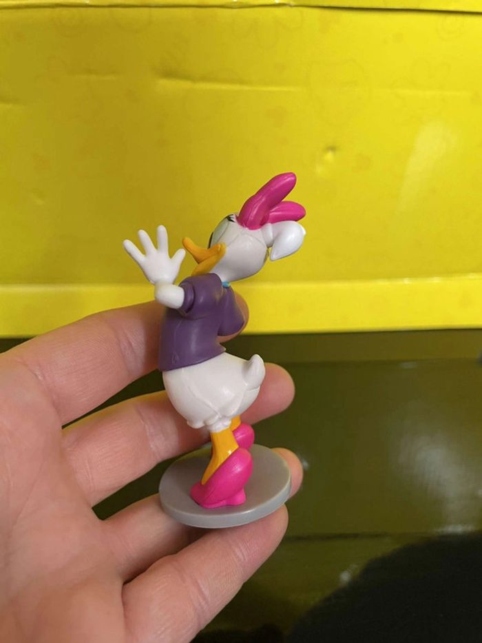 Figurine Daisy Duck Police Disney - photo numéro 4