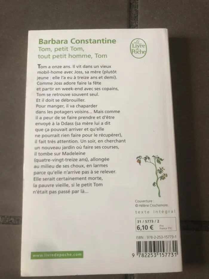 Livre Tom petit Tom tout petit homme Tom édition poche 📕 - photo numéro 3