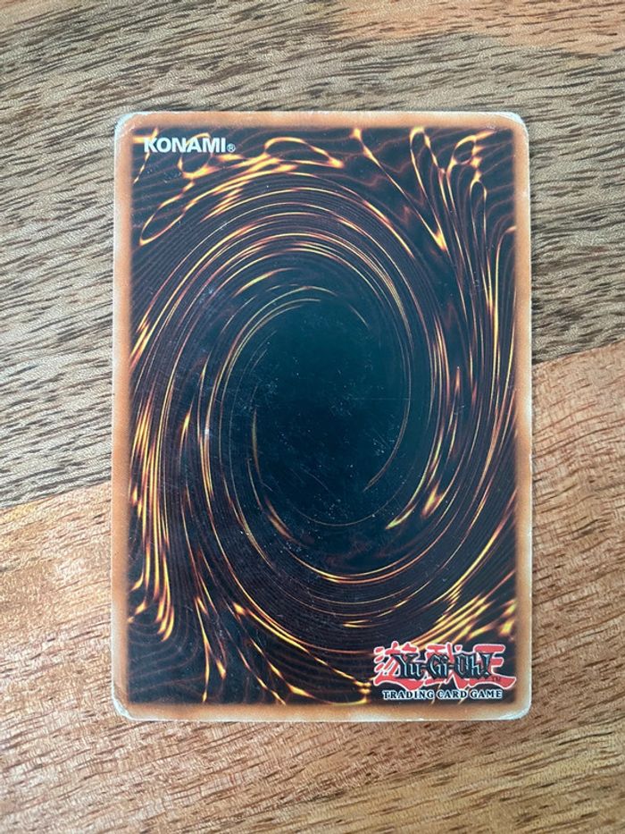 Carte Yu-Gi-Oh! Bénédiction du cristal DP07-FR014 1ère édition 1996 - photo numéro 2
