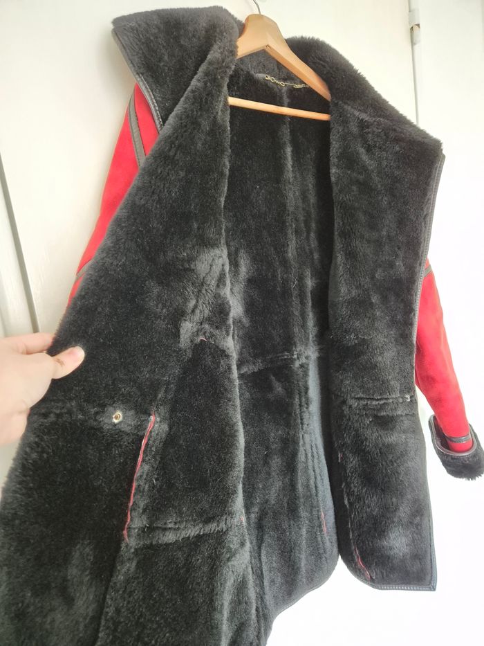 Manteau en peau lainée rouge 100% agneau – Made in France – Taille 40 - photo numéro 7